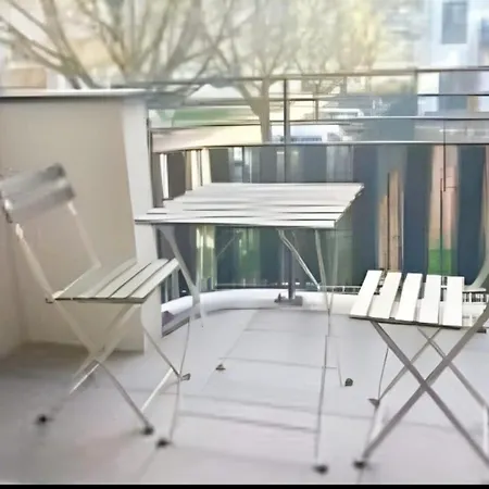 Belle Meublee, Dans Magnifique Neuf De 3 Ch * 티에